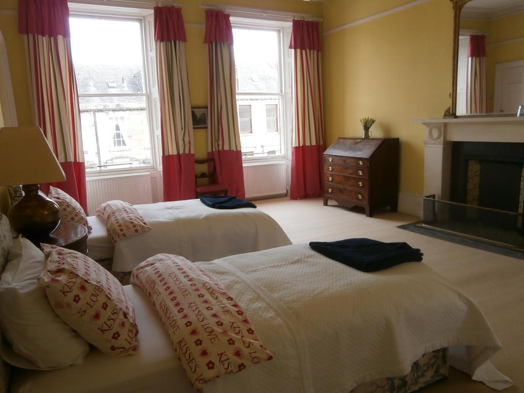 Winter Cherry Bed & Breakfast Edimburgo Habitación foto