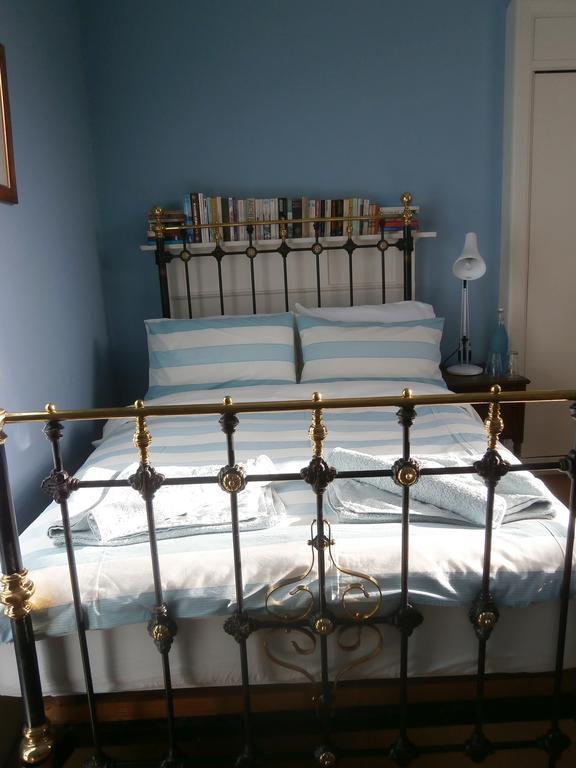 Winter Cherry Bed & Breakfast Edimburgo Habitación foto