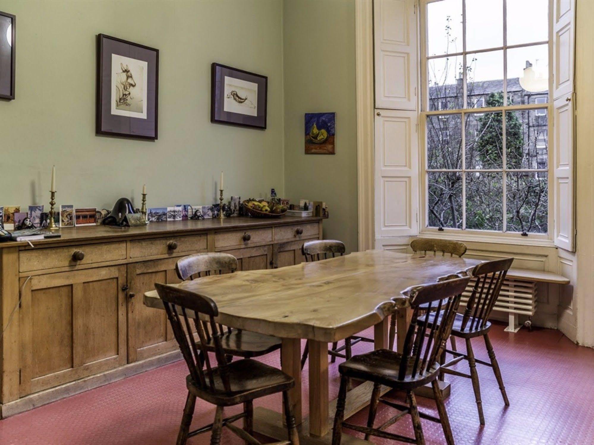Winter Cherry Bed & Breakfast Edimburgo Exterior foto