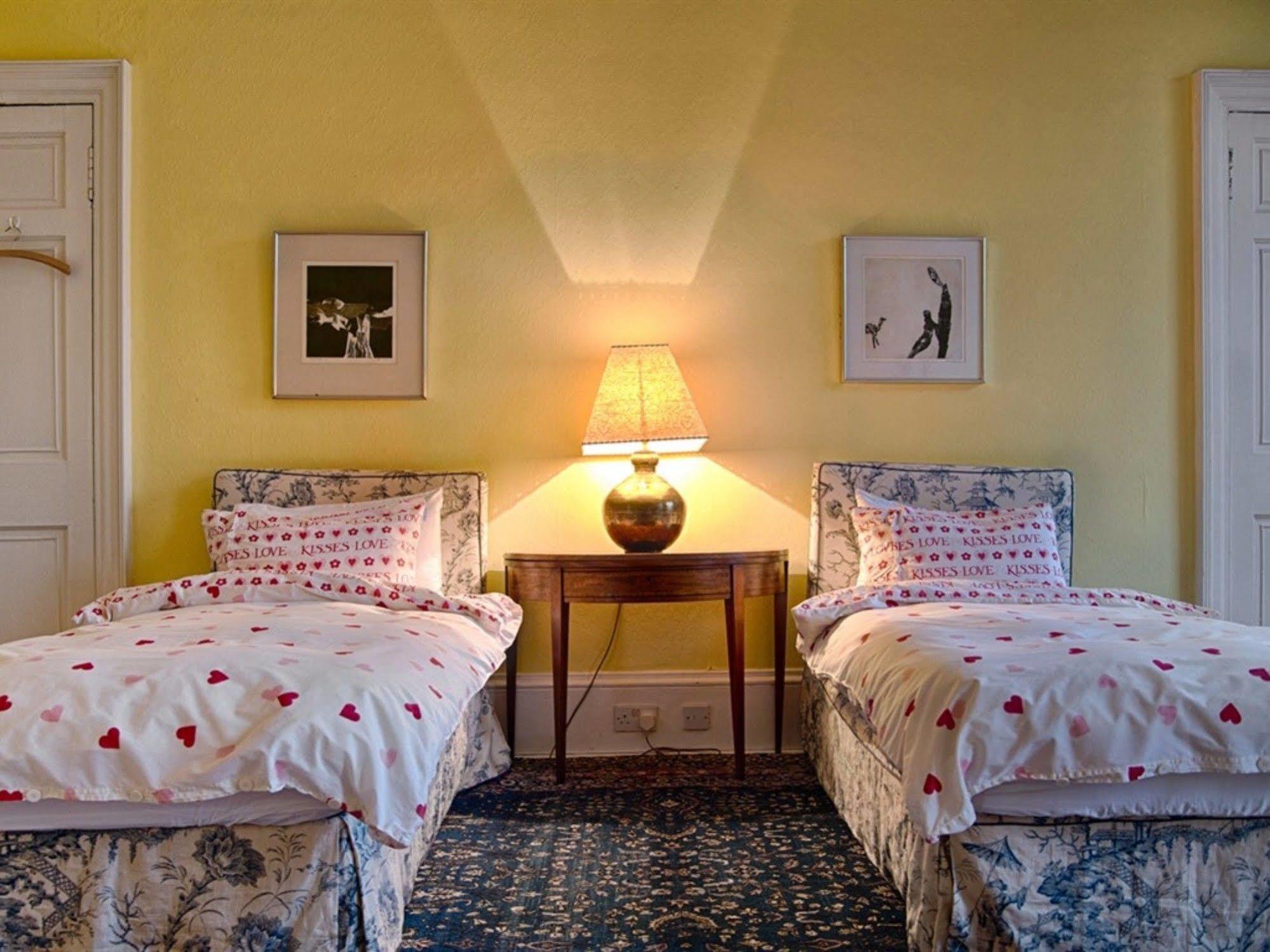 Winter Cherry Bed & Breakfast Edimburgo Exterior foto
